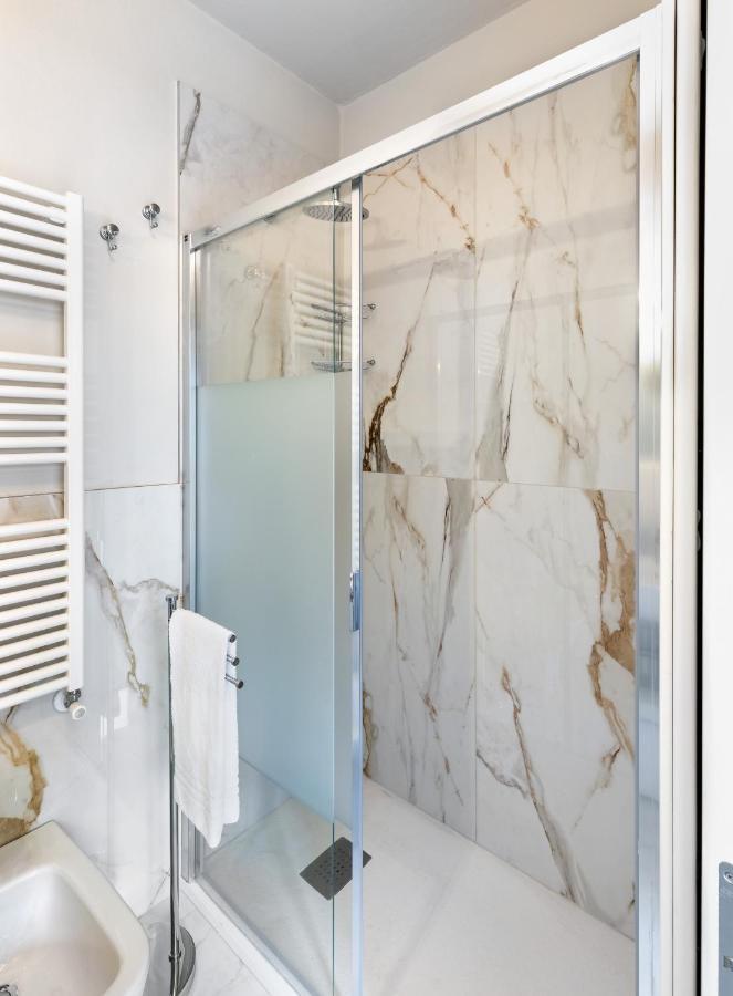 Viareggio Suite - Beach Apartment Екстериор снимка