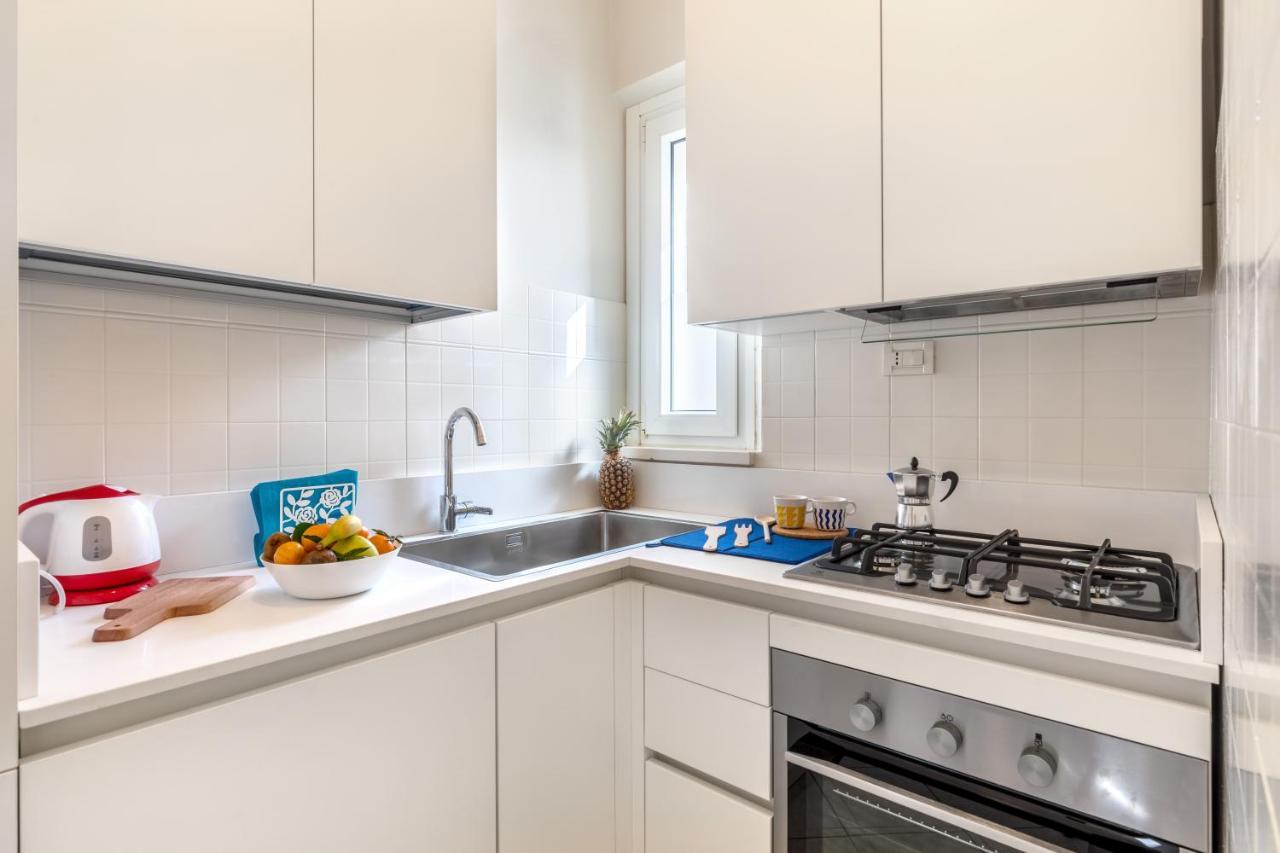 Viareggio Suite - Beach Apartment Екстериор снимка
